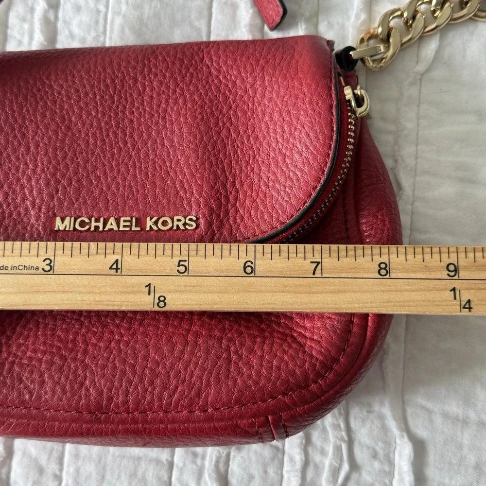 Michael Kors Womens Bedford Red Pebble Leather Crossbody Bag Gold Chain Flap Zip